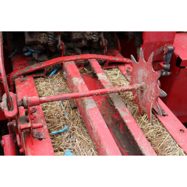 New Holland 370 Hayliner-44216405