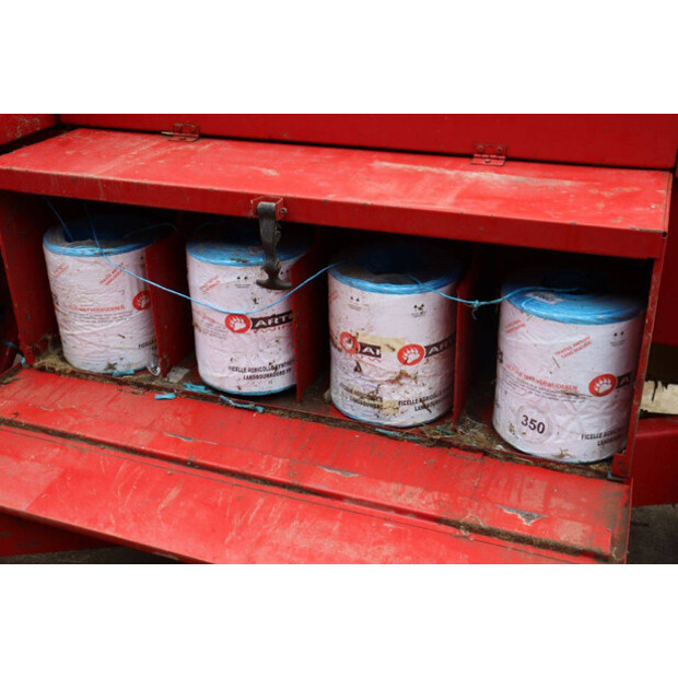 New Holland 370 Hayliner-44216406