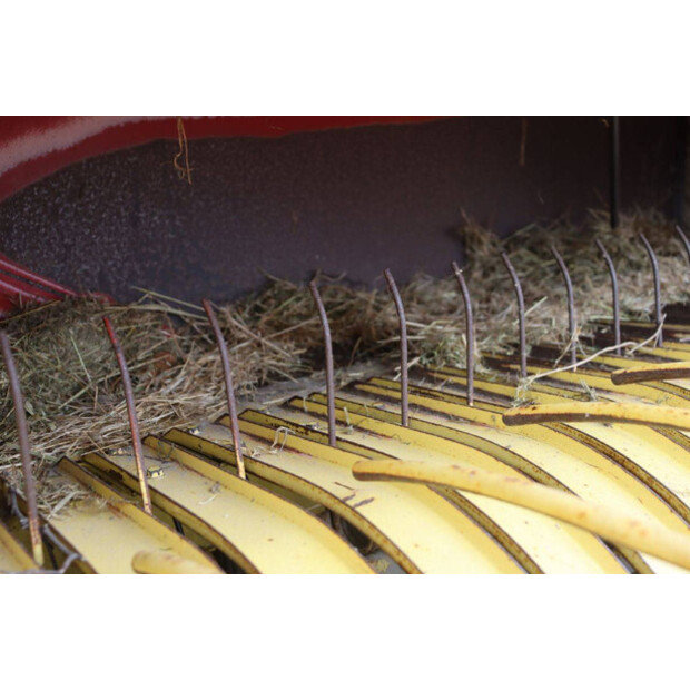 New Holland 370 Hayliner-44216409