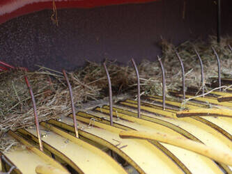 new-holland-370-hayliner-44216409