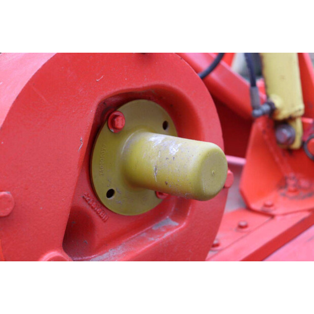 2009 Kuhn HRB302D-44216439