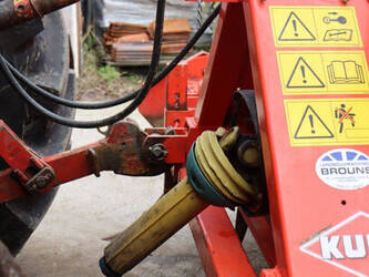 2009-kuhn-hrb302d-44216440