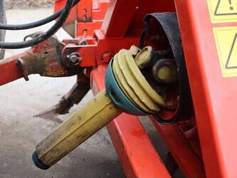 2009-kuhn-hrb302d-44216441