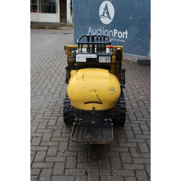 2013 كورميدي C10.80AC-44216826