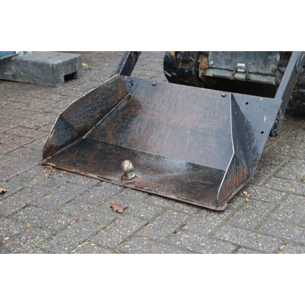 2013 كورميدي C10.80AC-44216831