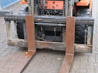 2006-toyota-02-7fd30-1393303-44216972