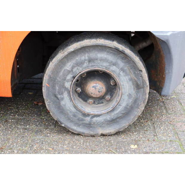 2006 تويوتا 02-7FD30-44216977