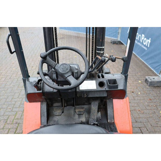 2006 تويوتا 02-7FD30-44216986