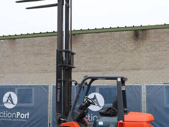 2006-toyota-02-7fd30-1393303-44217001