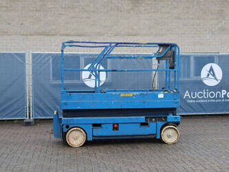Image for LIFTS 2005 Haulotte COMPACT 8