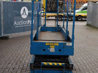 2005-haulotte-compact-8-1393313-44217350