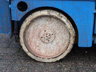 2005-haulotte-compact-8-1393313-44217354