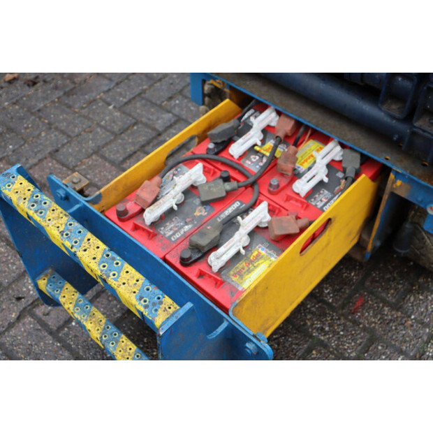 2005 هولوت COMPACT 8-44217371