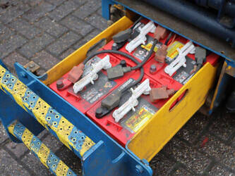 2005-haulotte-compact-8-1393313-44217371