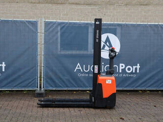 Image for PALLET STACKER 2018 Toyota BT