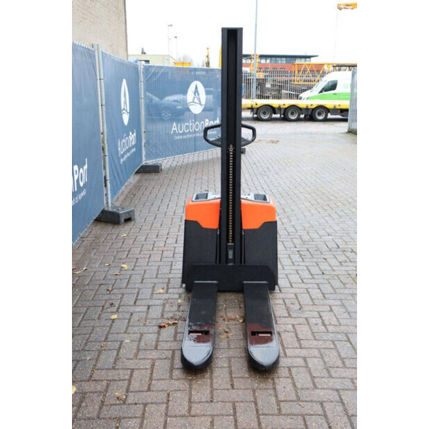 2018 Toyota BT-44217380