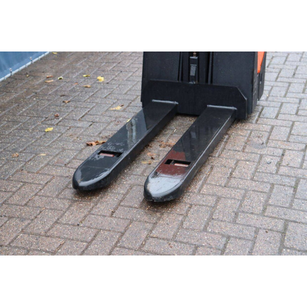 2018 Toyota BT-44217382