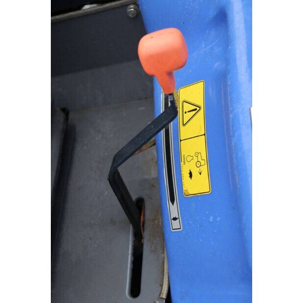 2010 لسكي TM3160F-44217476