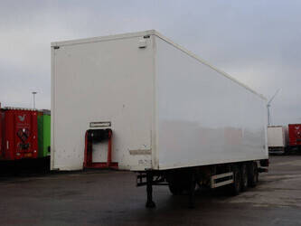 صورة ل مقطورات صندوقيجة 2006 باكتون B3-001