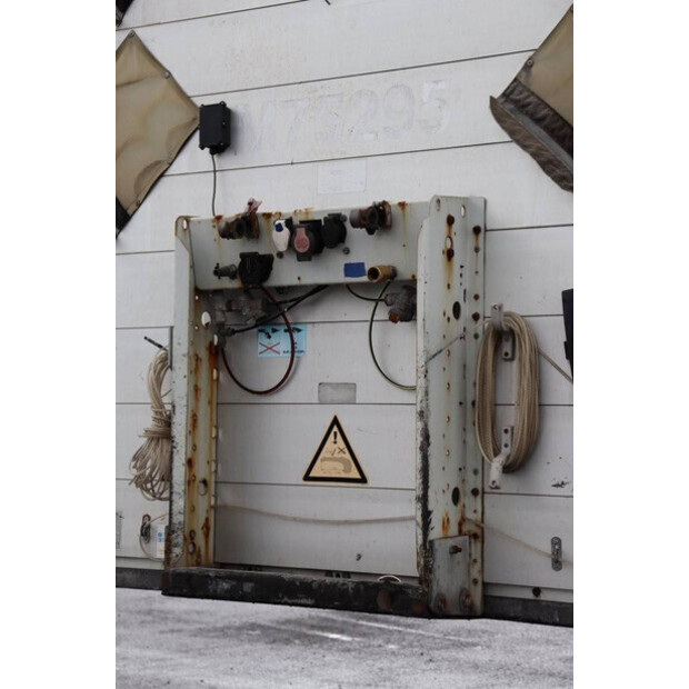 2013 شميتز كارجوبول SCB*S3T-44218373