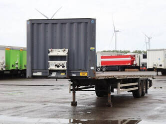 صورة ل هياكل مقطورة 2016 كرون SZ