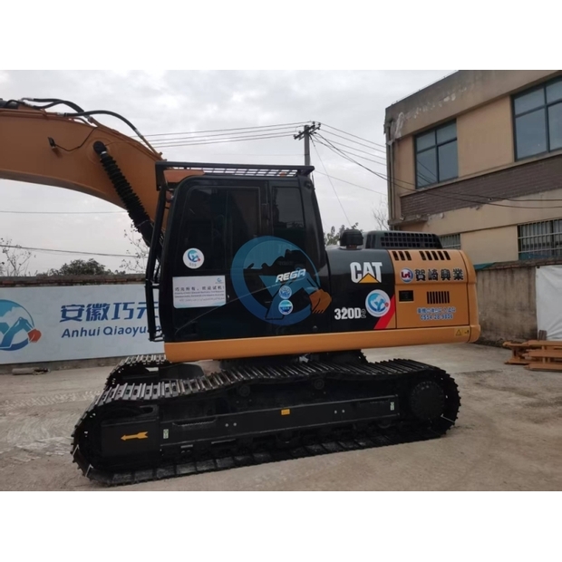 كاتربيلر 320D2-44225811