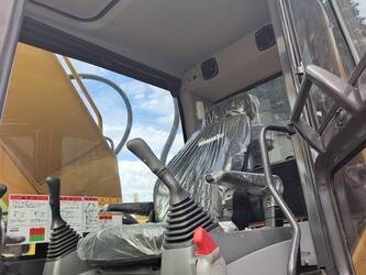 2023-komatsu-pc220-8-1393400-44231442