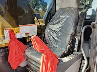 2023-komatsu-pc240lc-8-1393401-44231496