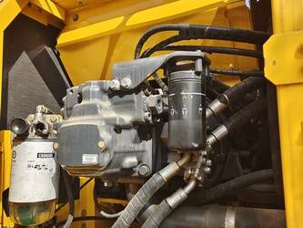 2023-komatsu-pc240lc-8-1393401-44231497