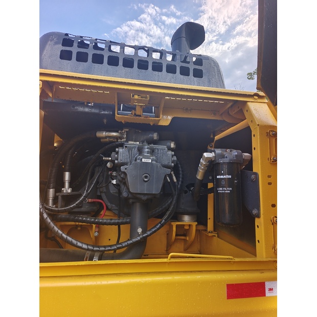 2023 Komatsu PC300-7-44231844