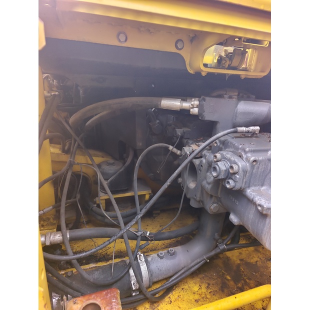 2023 كوماتسو PC400-7-44232318