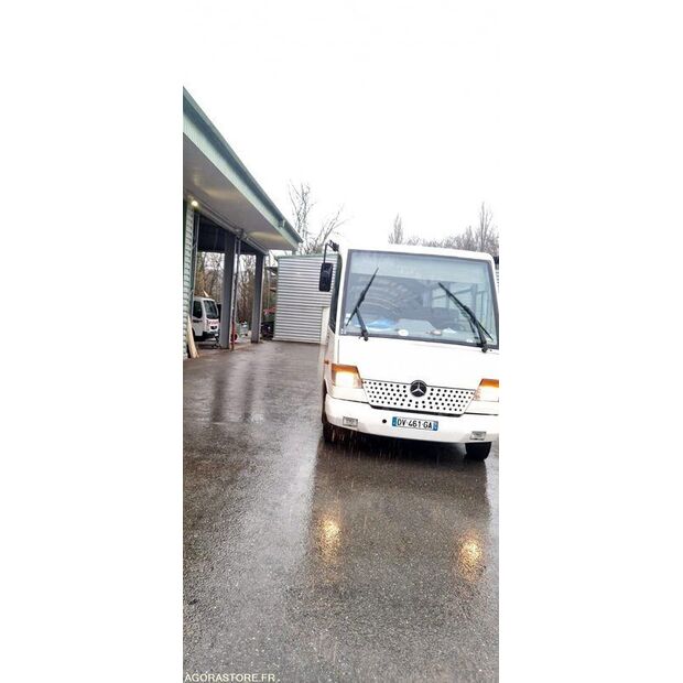 2000 مرسيدس بنز 814-44233575