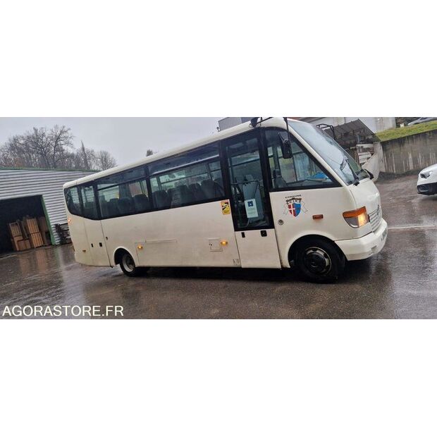 2000 مرسيدس بنز 814-44233576