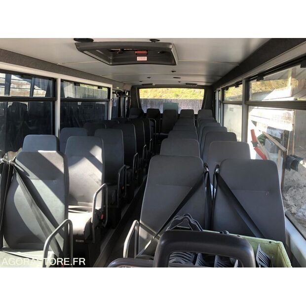 2000 مرسيدس بنز 814-44233578