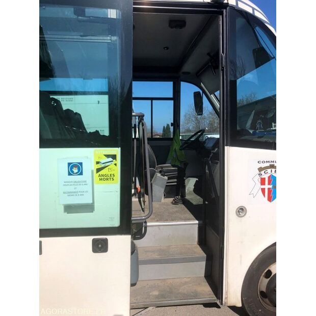 2000 مرسيدس بنز 814-44233584