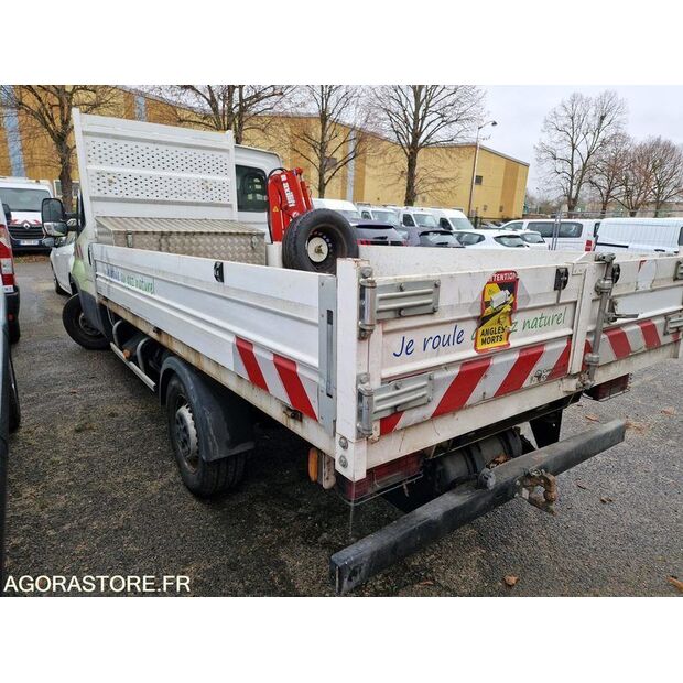 2021 Iveco 35S14N-44233985