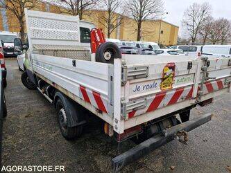 2021-iveco-35s14n-44233985