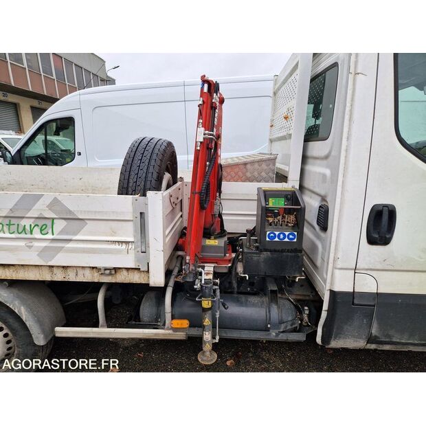 2021 Iveco 35S14N-44233997