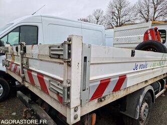 2021-iveco-35s14n-44234005