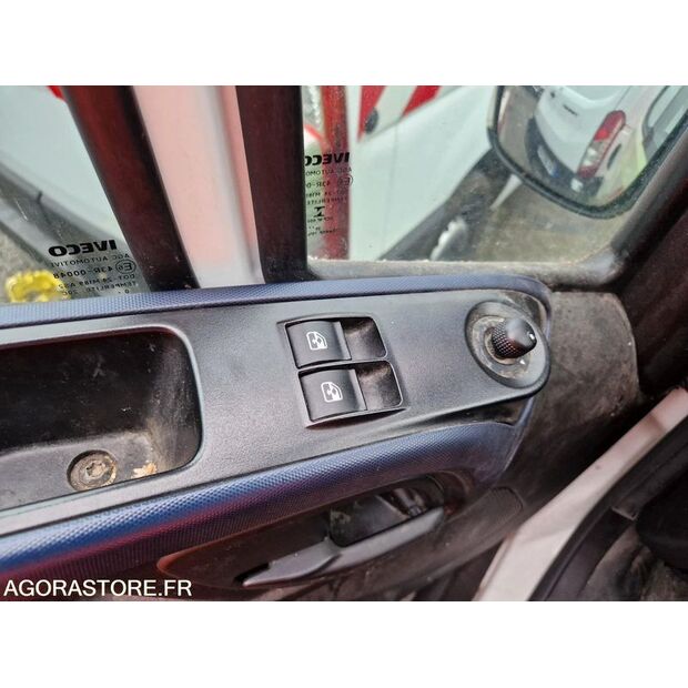 2021 Iveco 35S14N-44234017