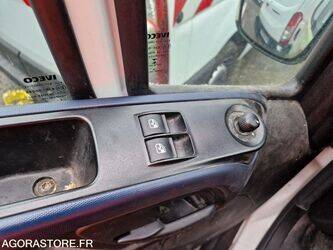 2021-iveco-35s14n-44234017