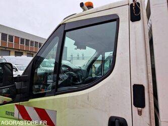 2021-iveco-35s14n-1393443-44234140