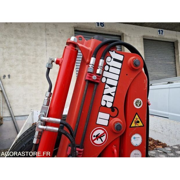 2021 Iveco 35S14N-44234305