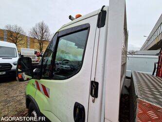 2021-iveco-35s14n-1393451-44234320