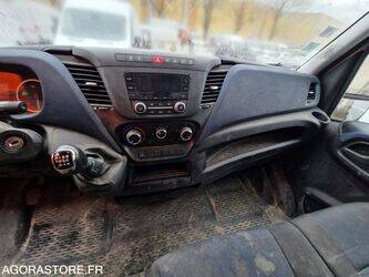 2021-iveco-35s14n-1393451-44234324