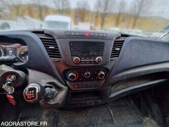 2021-iveco-35s14n-1393451-44234325