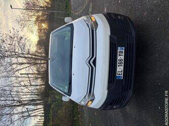 2017-citroen-jumpy-1393058-44234444