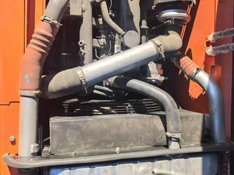 2023-doosan-225lc-44234545