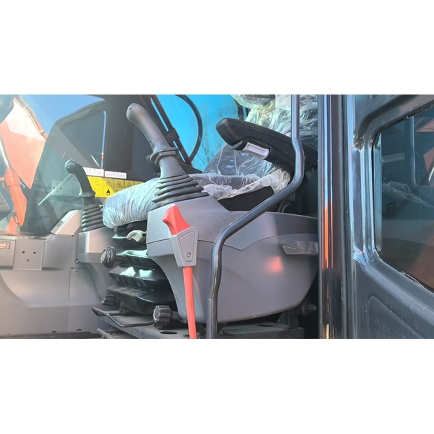 2023 Doosan 225LC-44234550