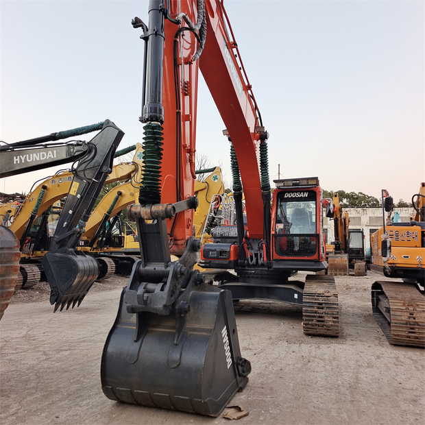 2023 Doosan DH300LC-44234564